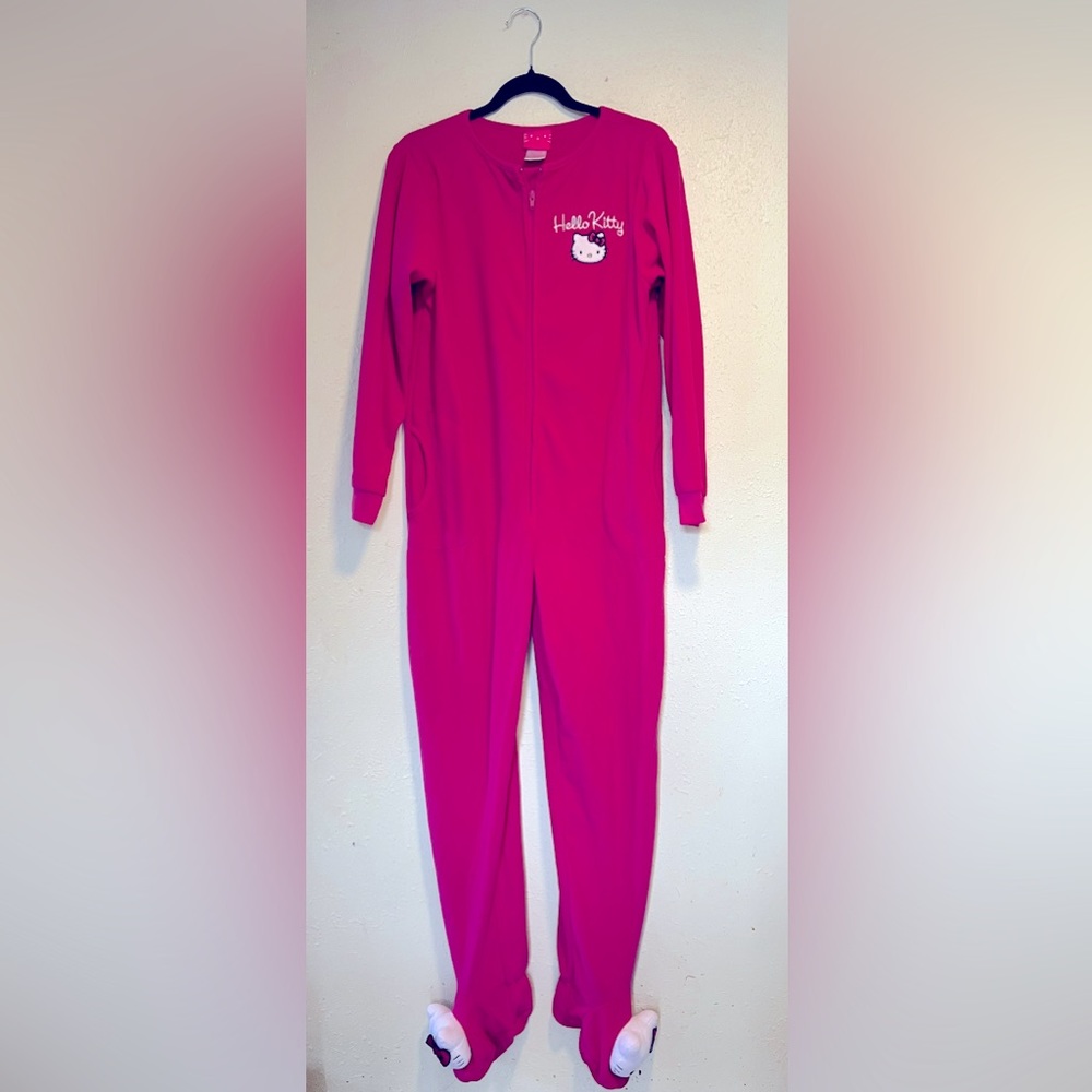 Hello kitty adult pajamas